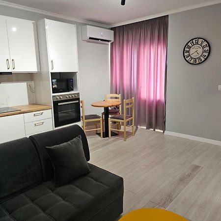 Stephan Apartments Саранде Екстериор снимка